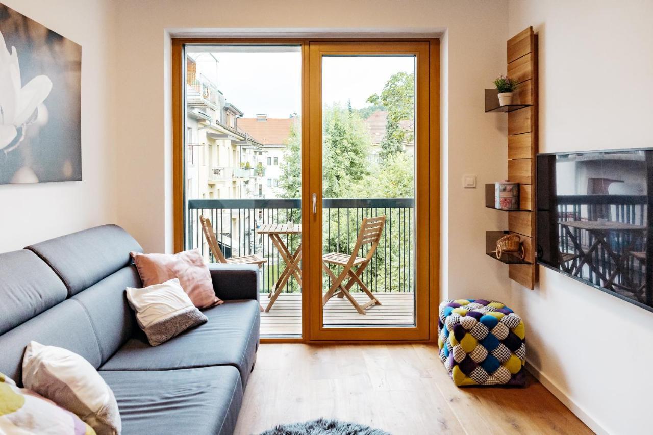 Cosy Friday - Stylish Apartment In Siska Liubliana Exterior foto