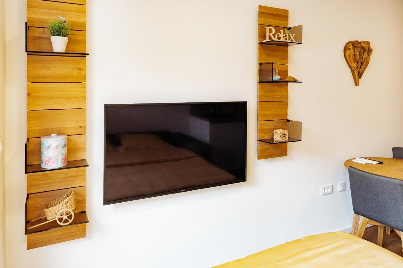 Woody - Comfy Apartment In Siska Liubliana Exterior foto